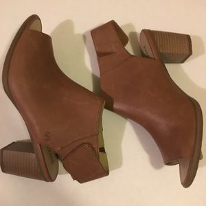 Joseph seibel sandals brand new leather